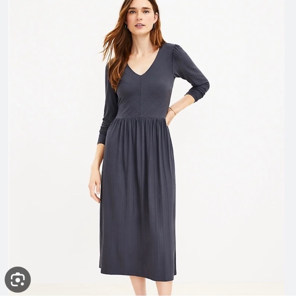 LOFT Long Sleeve Textured Midi Dress - Picture 1 of 4